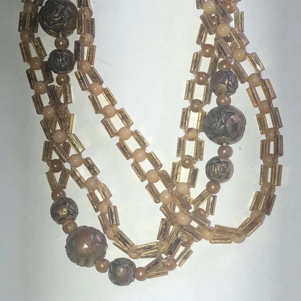 Vintage Flower Beaded Necklace with Brown Accents